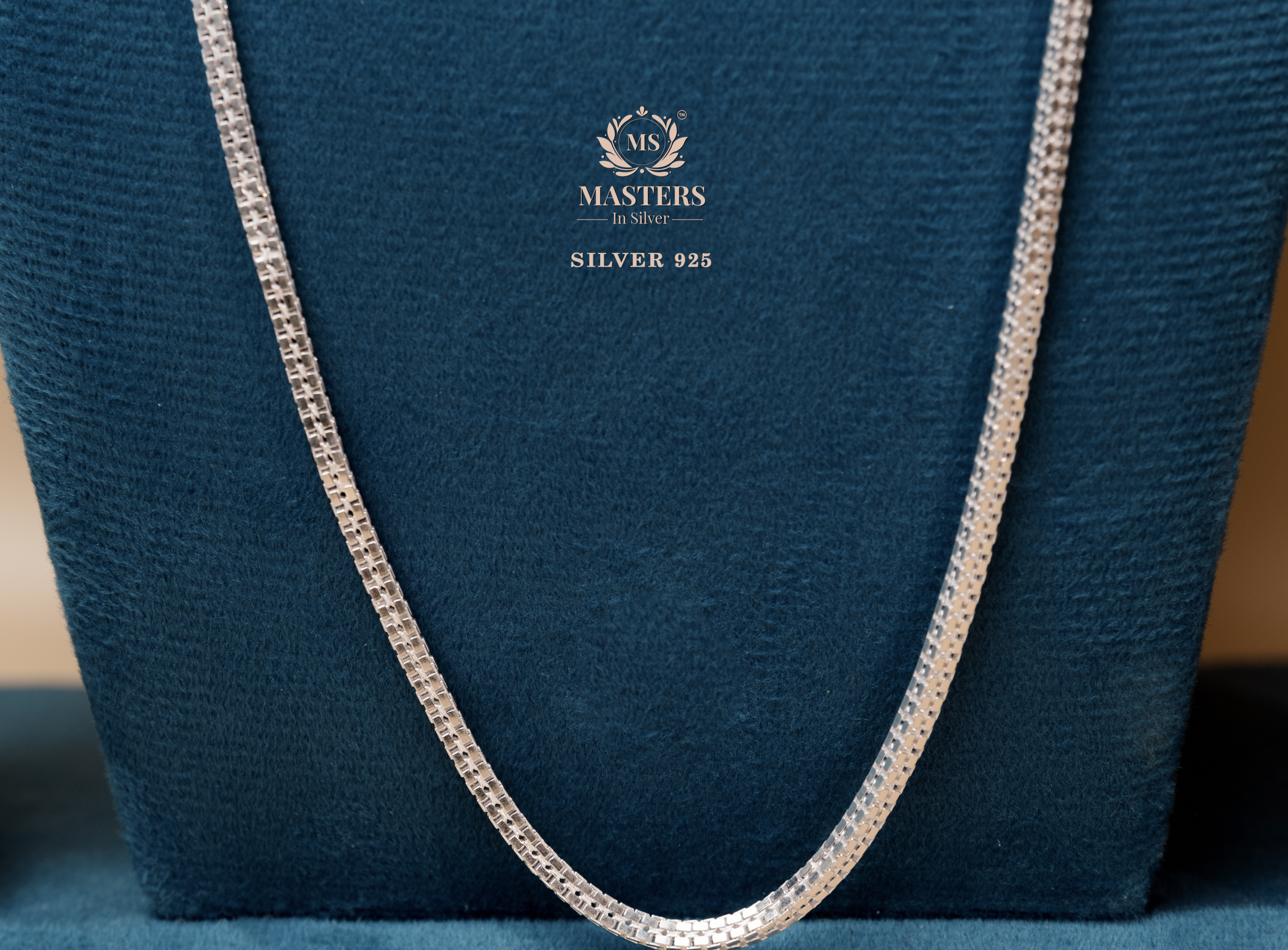 Women's accessories